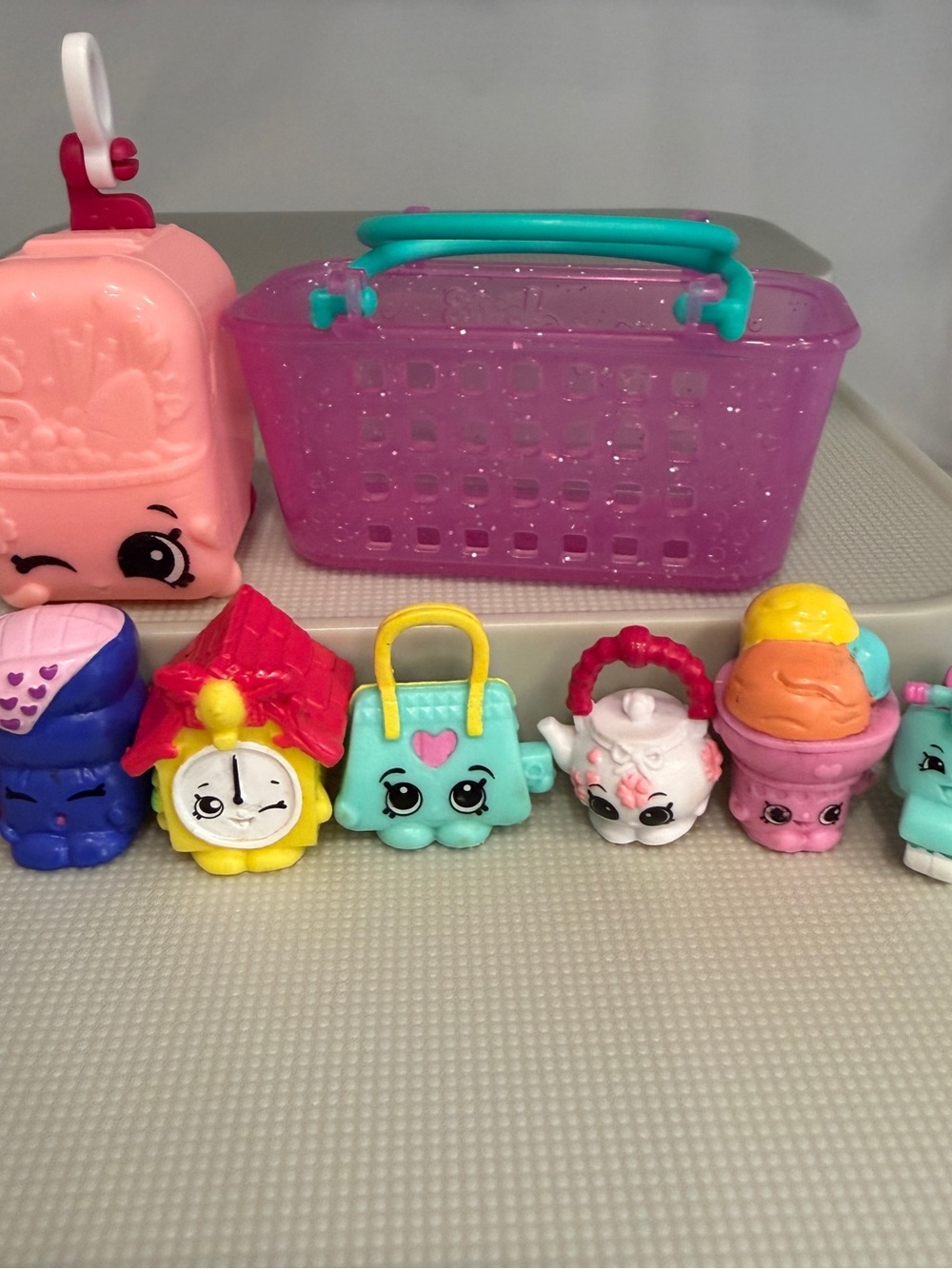 Lot of 9 Shopkins Moose Enterprises